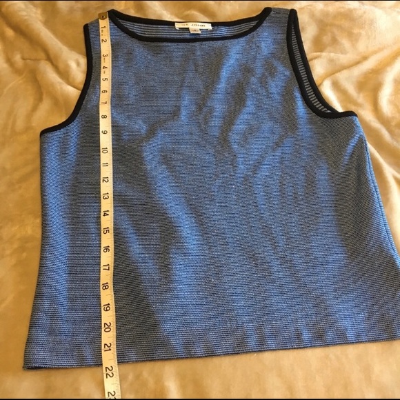 St. John knit blue shell with dark blue trim - Picture 5 of 8